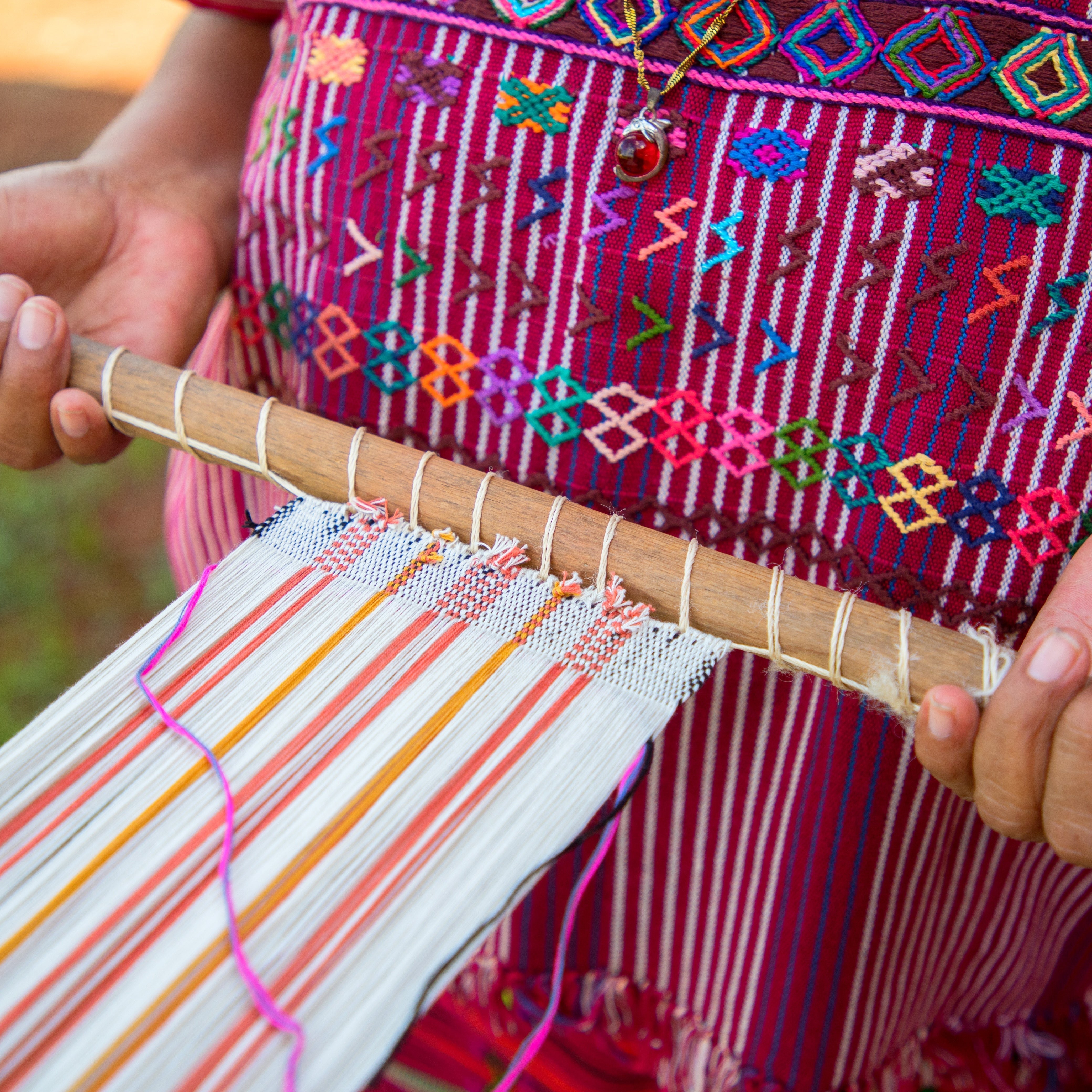 Telar de cintura maya